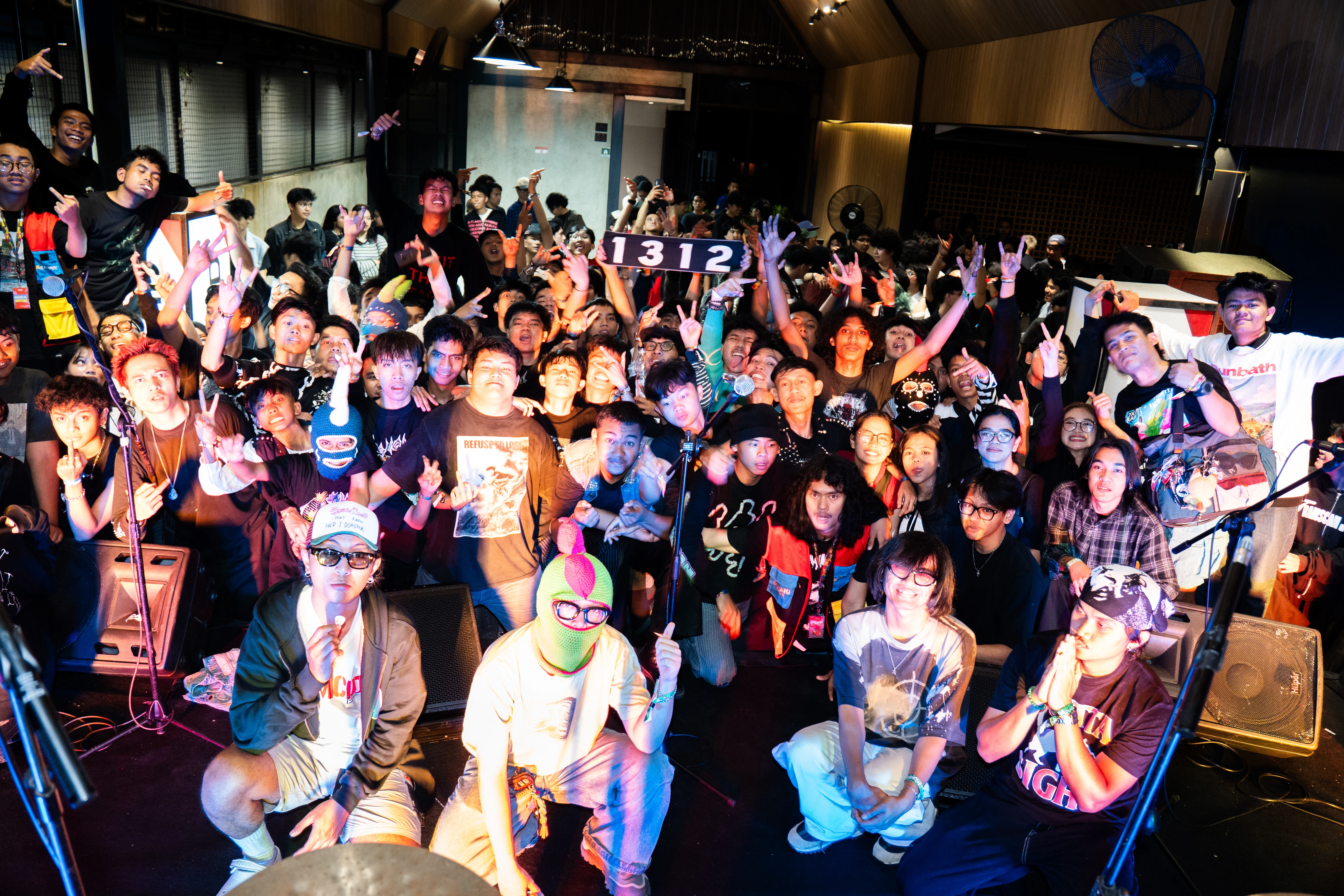 Dokumentasi Berburu Gigs Vol.1 foto 2